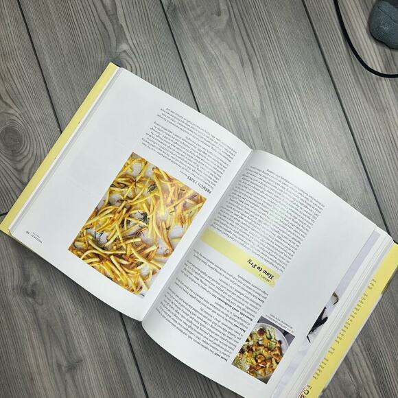 Hardback Book: Martha Stewart's Cooking School Cookbook Bake - Picture 4 of 7